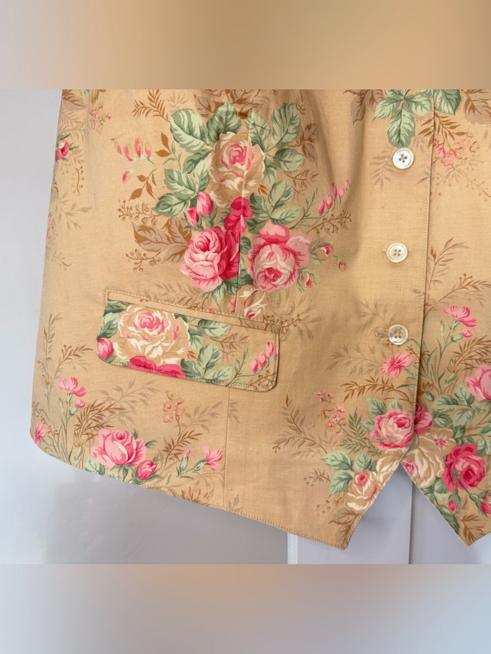 Vintage 90’s Lauren Ralph Lauren Cottagecore Vest Beige with Pink Roses Size 3X - Picture 3 of 10